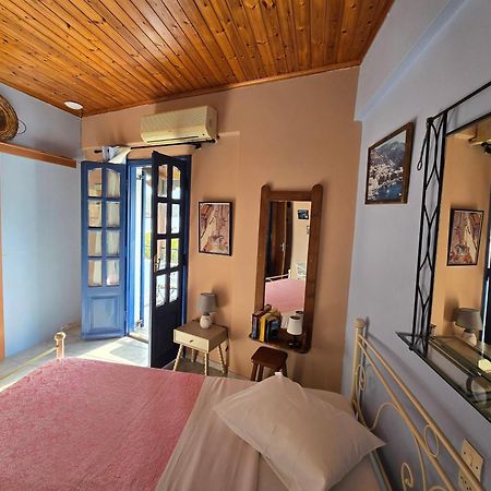 Aglaia Studios Fournoi Buitenkant foto