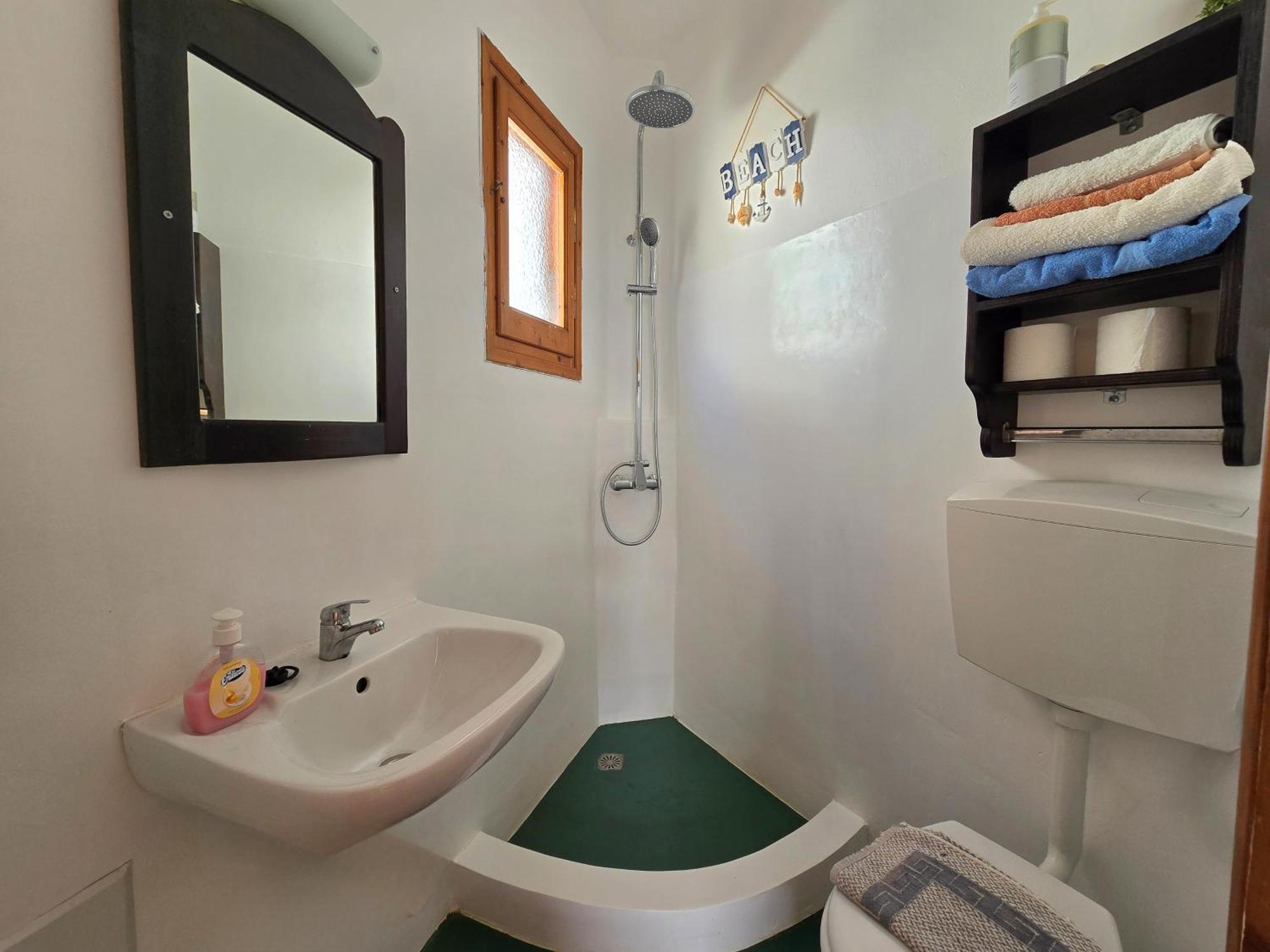 Aglaia Studios Fournoi Buitenkant foto